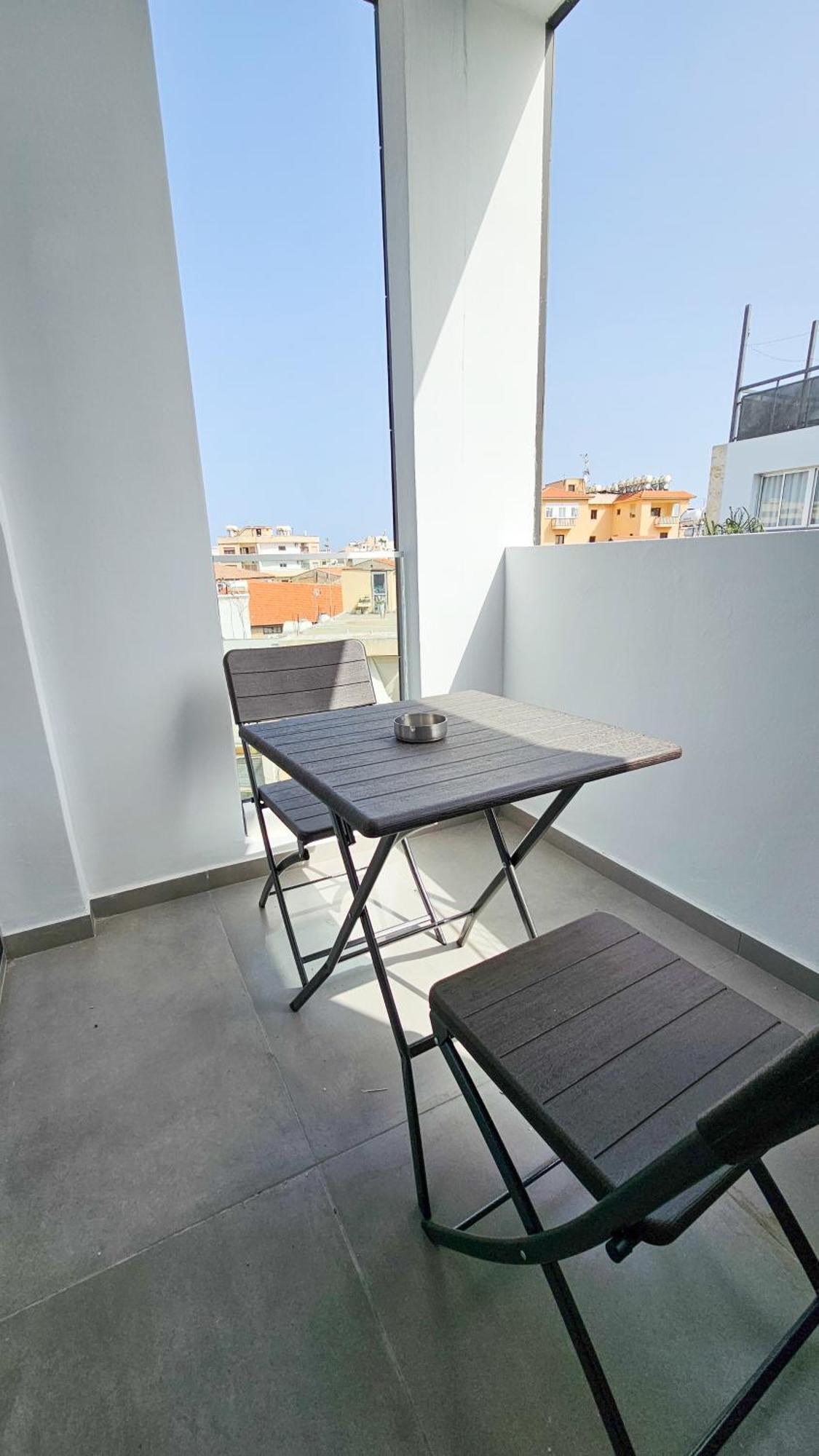 Sealife Citycenter Residences Larnaca Buitenkant foto