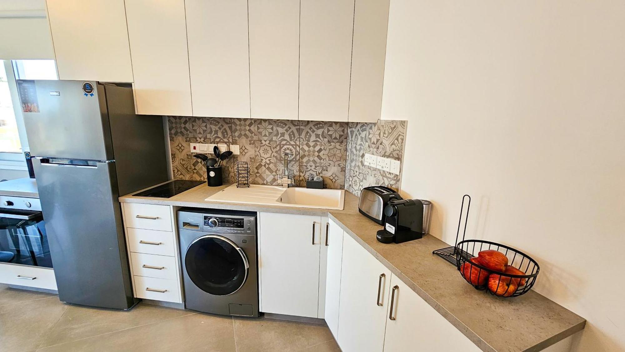 Sealife Citycenter Residences Larnaca Buitenkant foto